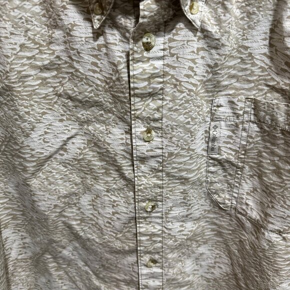 Columbia XCO Mens Size XL Tan Fish Print Button Down Short Sleeve Shirt - Picture 7 of 11